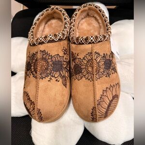 Custom leather burned sonoma slippers